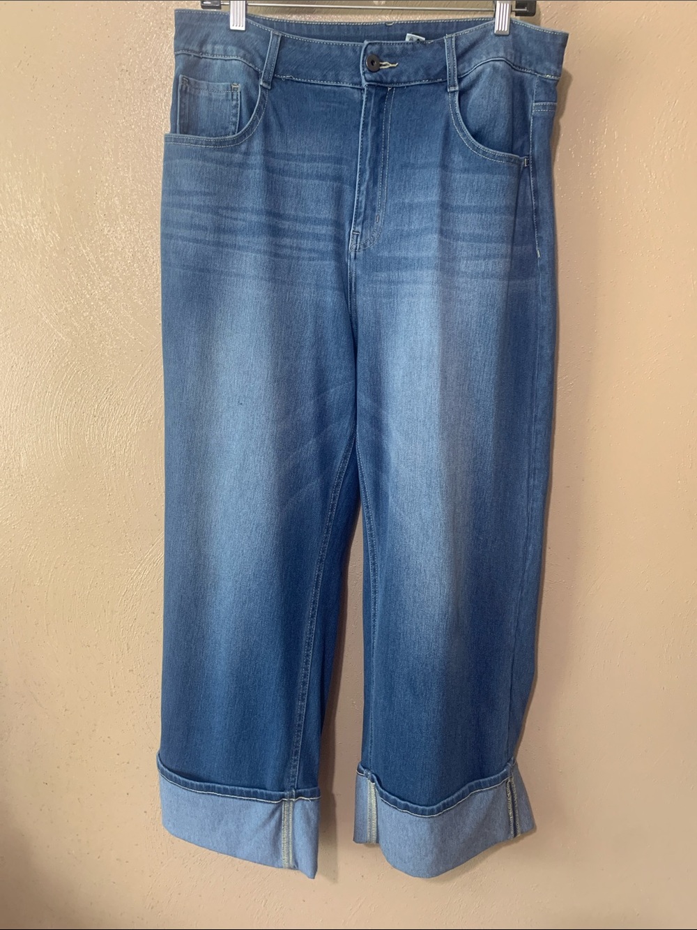 Halara size L Blue Cropped Cuffed Women's Ankle Jeans
